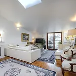 Modern Flat In The Citycenter Helsinki